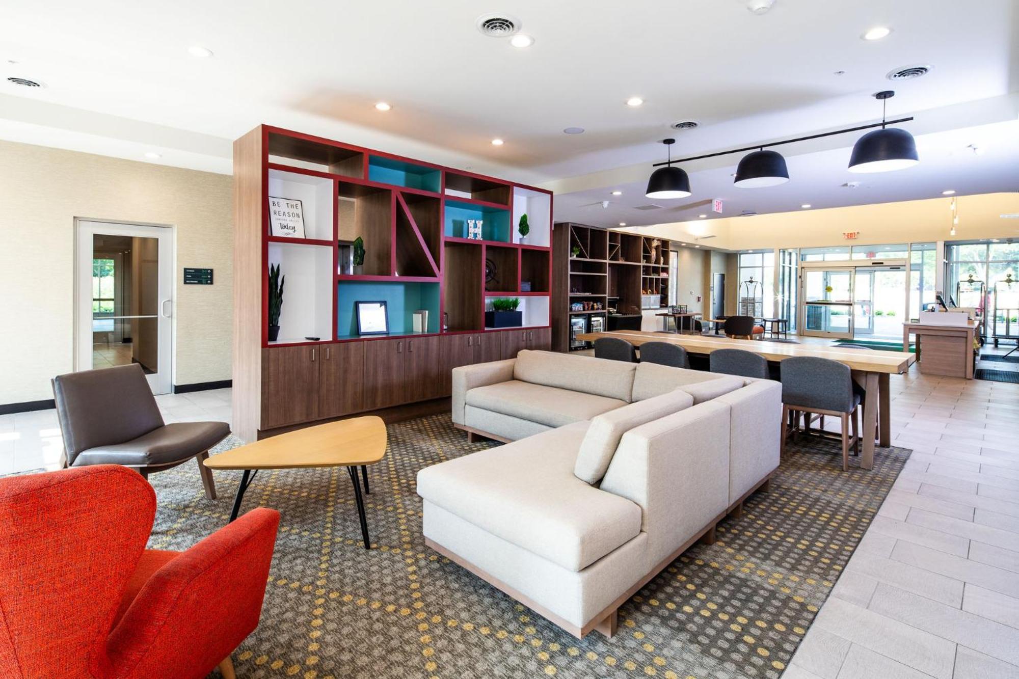 Holiday Inn & Suites Detroit - Troy By Ihg Exterior photo